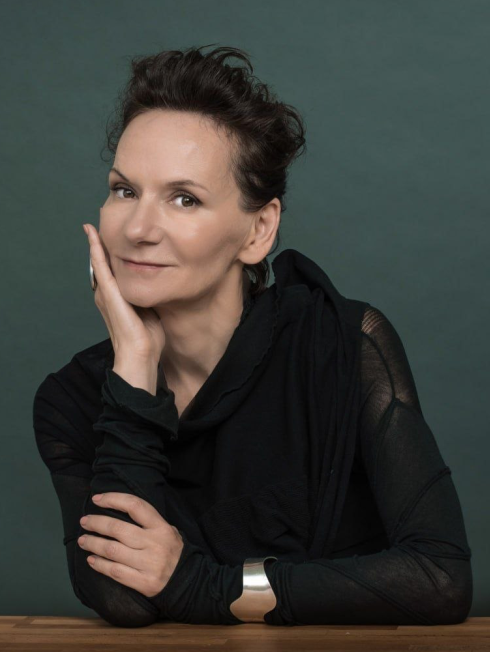 Лекция «Женщины изменившие мир парфюмерии» Елены Селестин