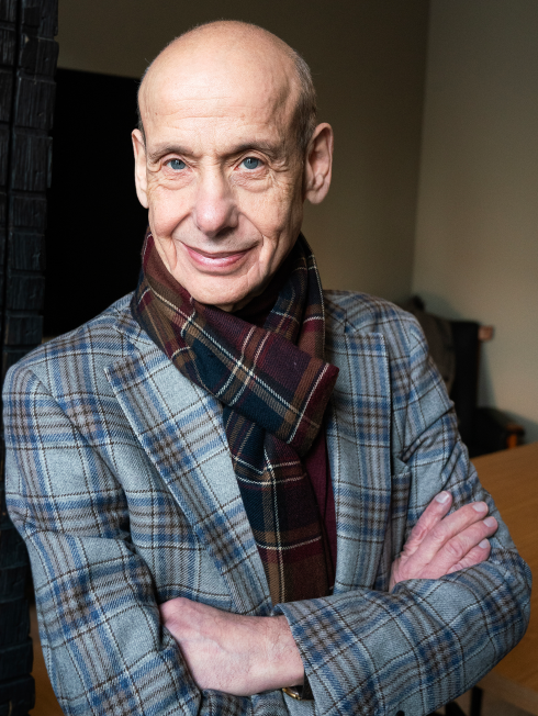 Презентация книги «Психология любви. Загадочный дар эволюции» Александра Асмолова 